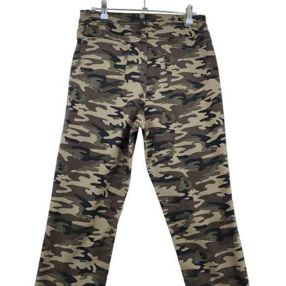 No Boundaries Jeans Women's Denim Tapered Leg Stretch Camouflage Green 11 - Picture 9 of 10